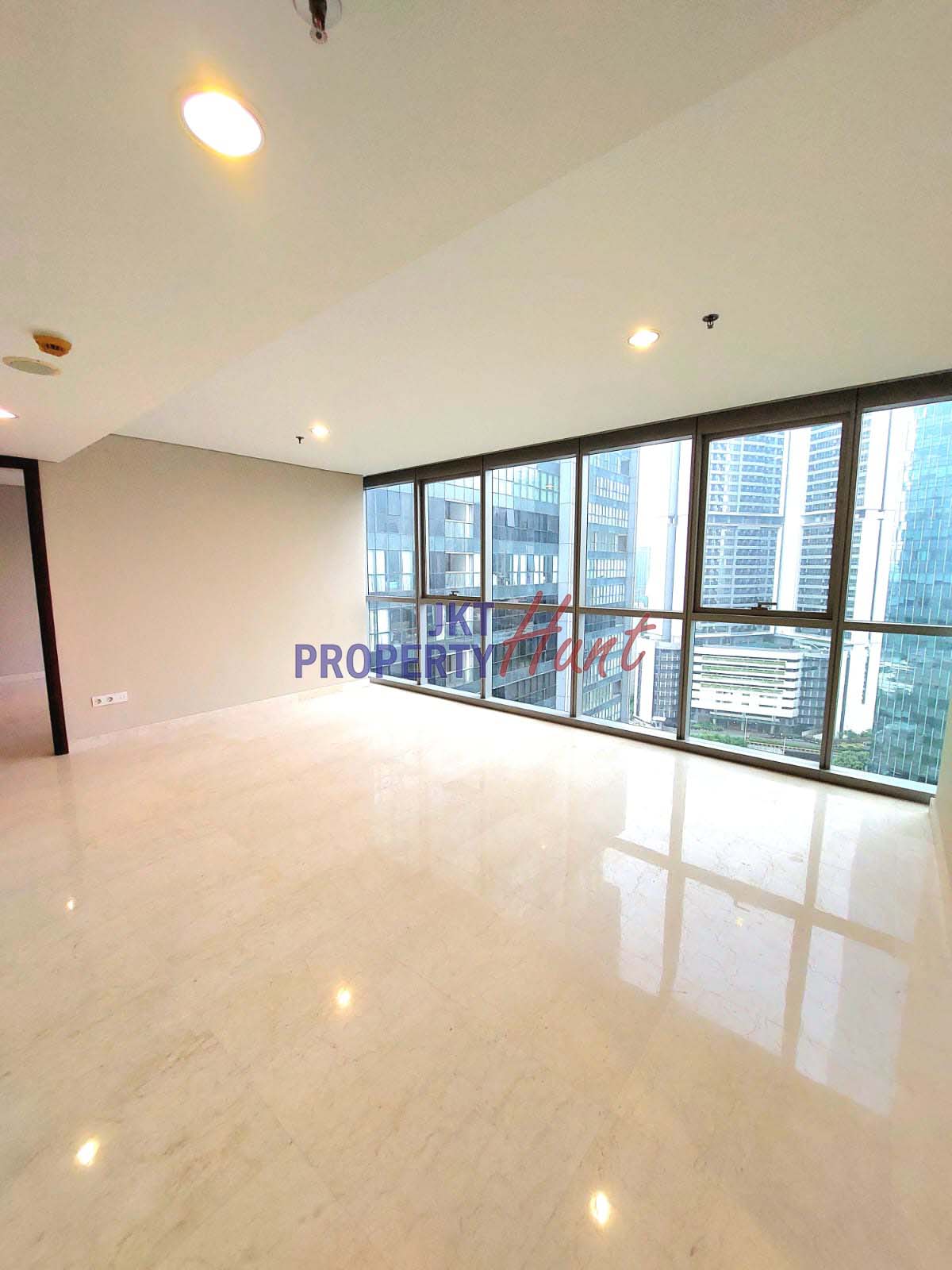 For Sale Apartmen Ciputra World 2 Jakarta - Good Price - Flash Sale